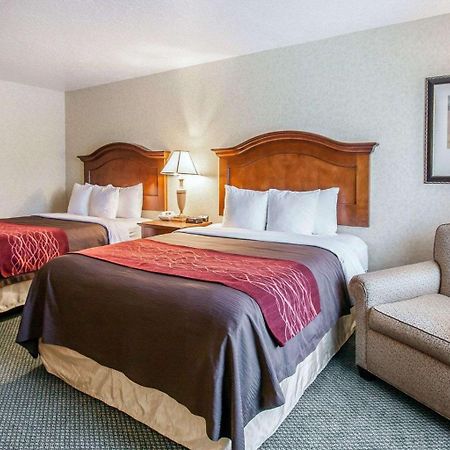 Comfort Inn Conference Center Hillsboro Εξωτερικό φωτογραφία