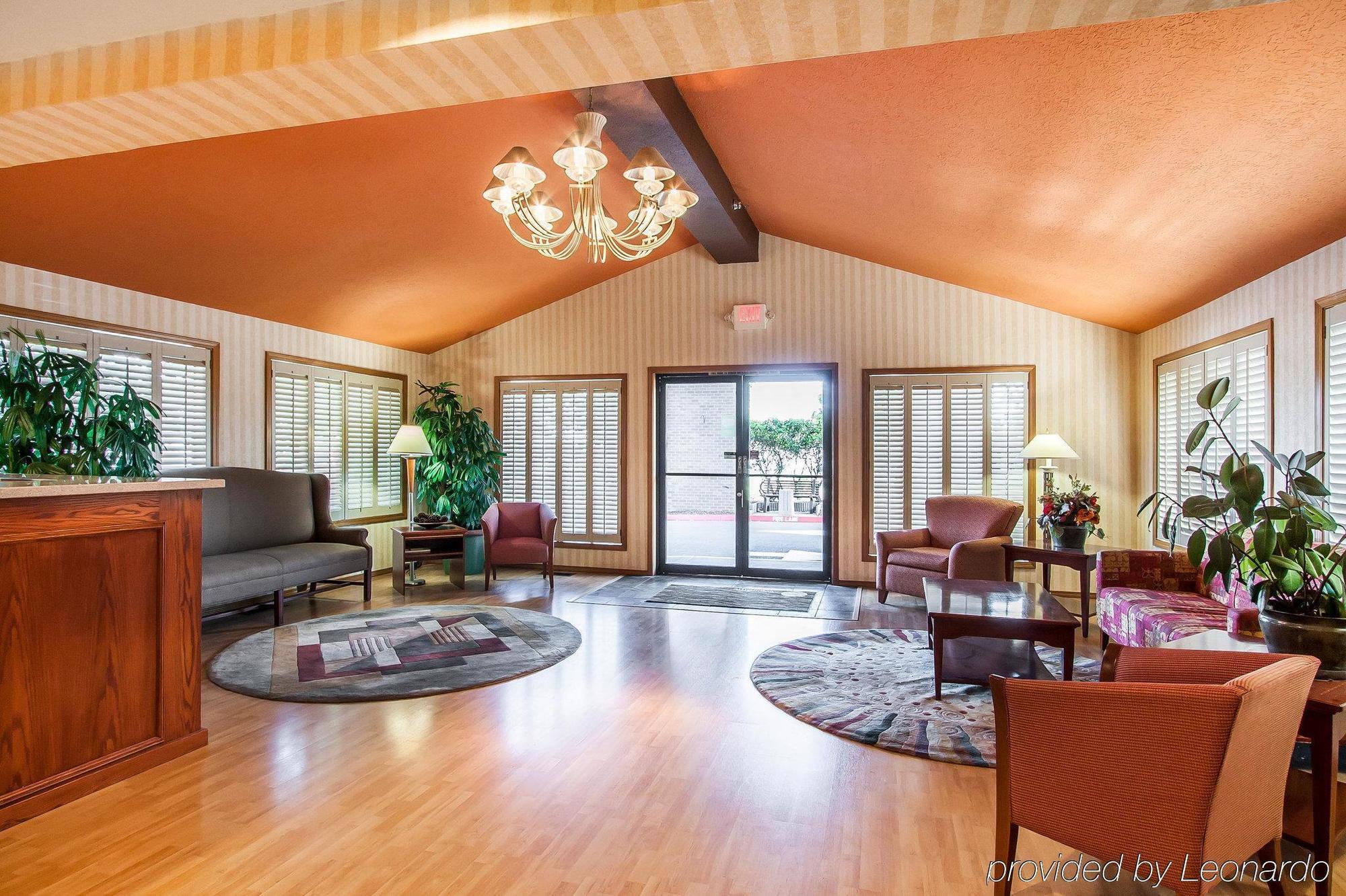 Comfort Inn Conference Center Hillsboro Εξωτερικό φωτογραφία