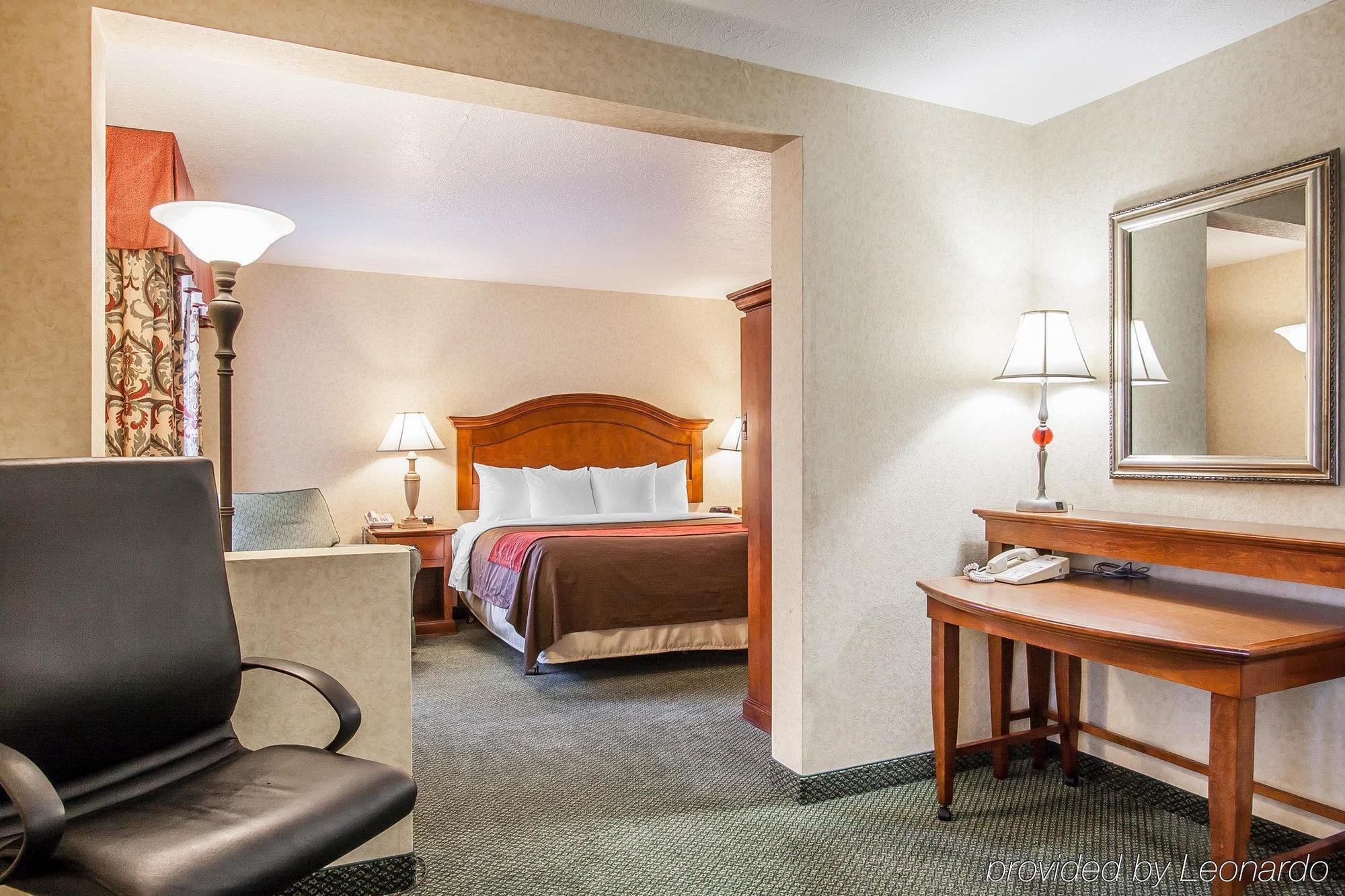 Comfort Inn Conference Center Hillsboro Εξωτερικό φωτογραφία
