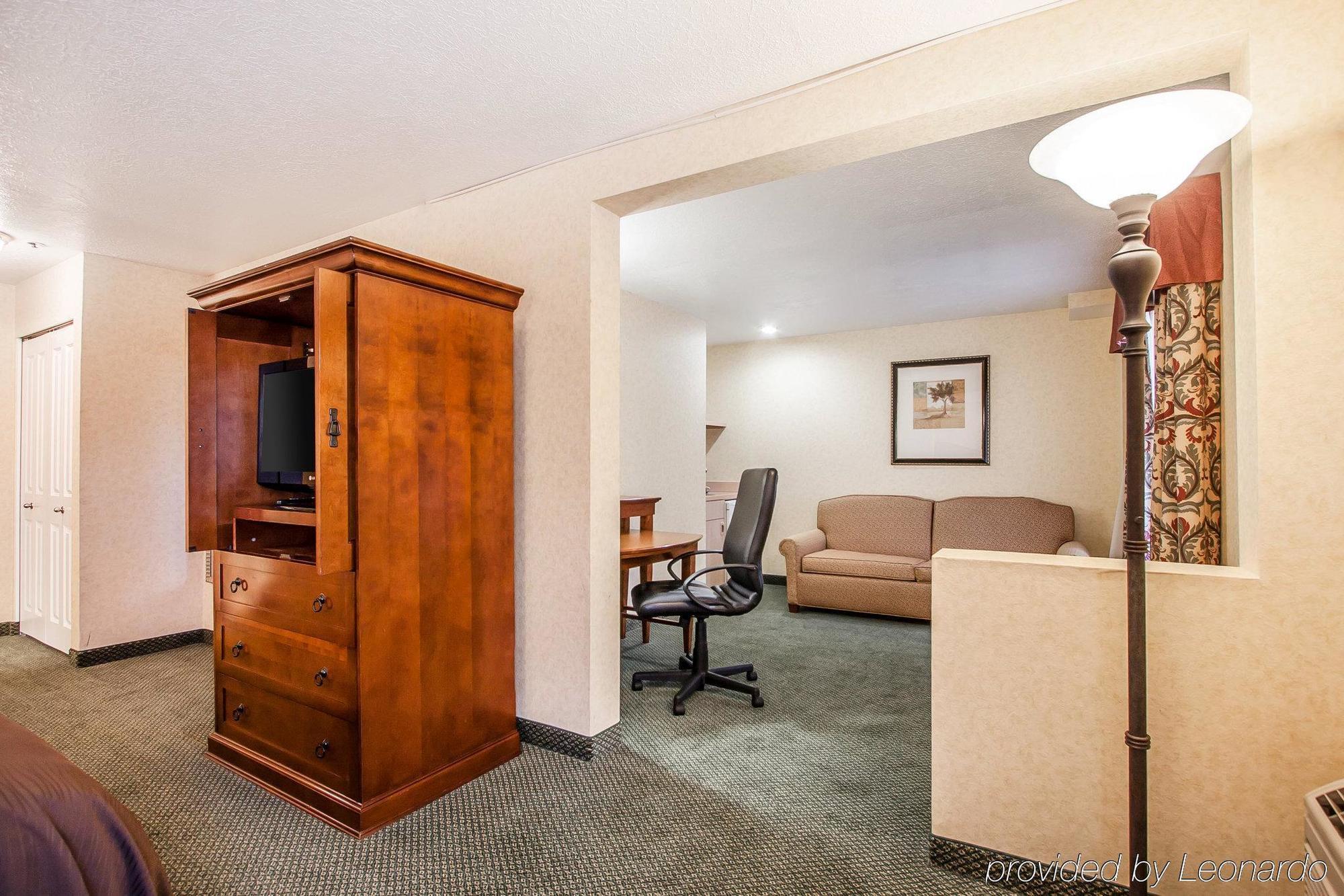 Comfort Inn Conference Center Hillsboro Εξωτερικό φωτογραφία