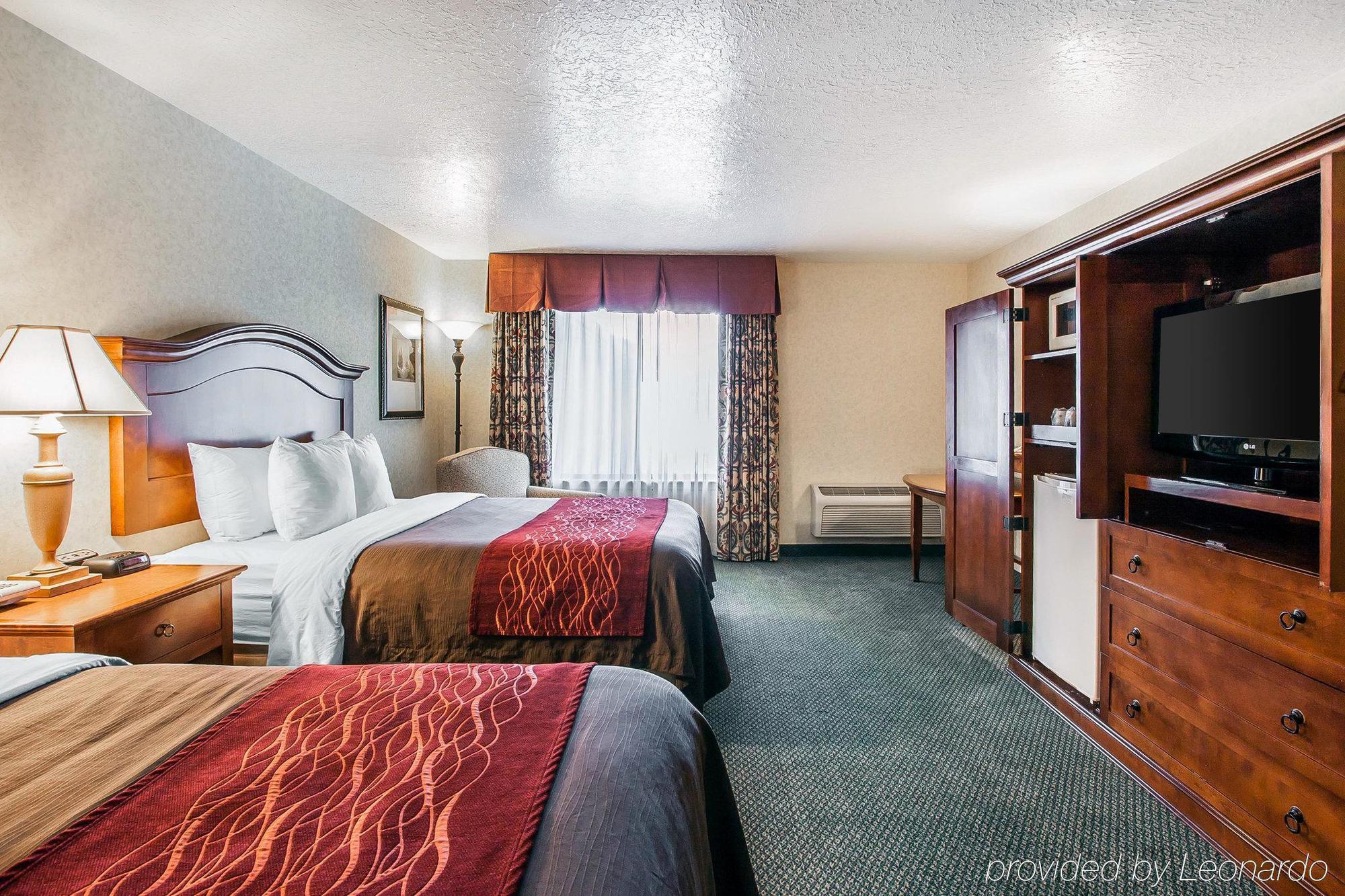 Comfort Inn Conference Center Hillsboro Εξωτερικό φωτογραφία