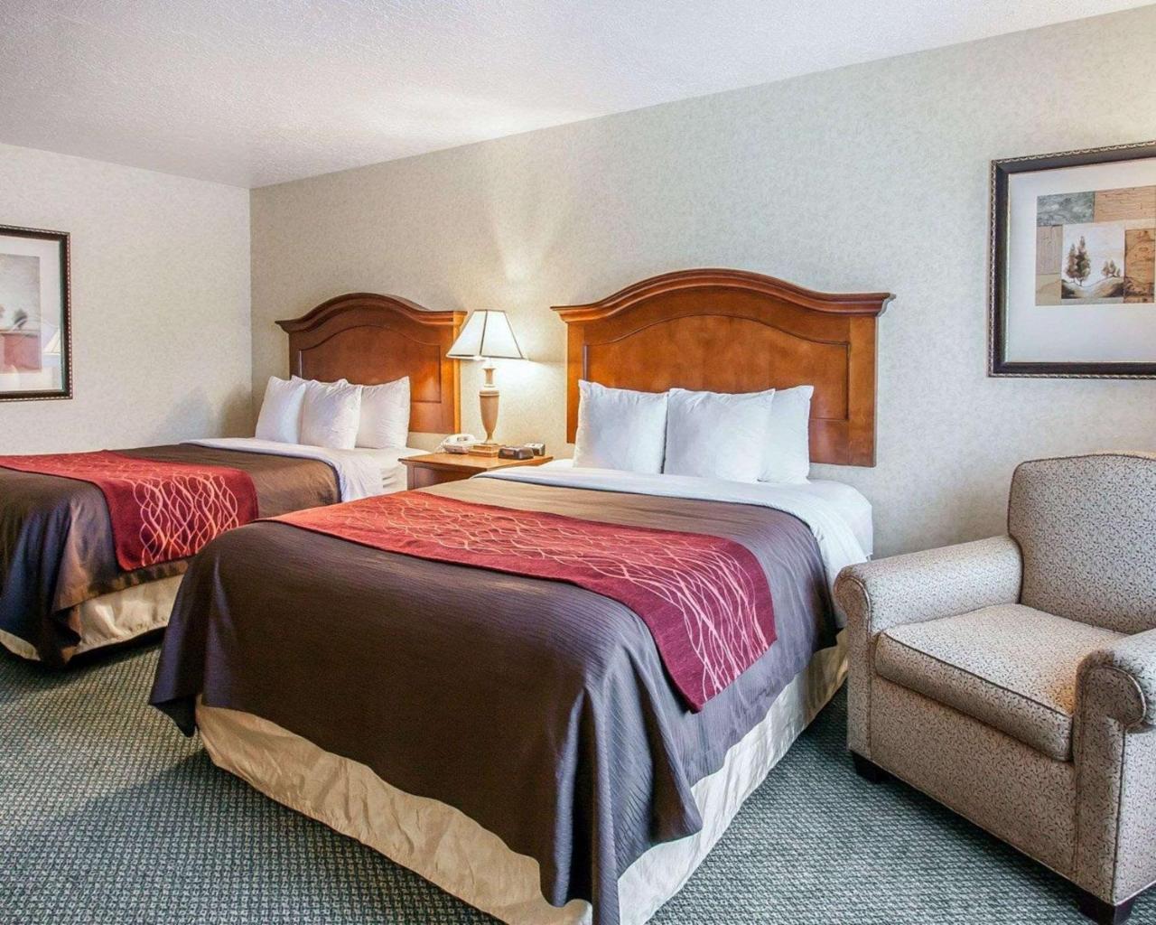 Comfort Inn Conference Center Hillsboro Εξωτερικό φωτογραφία