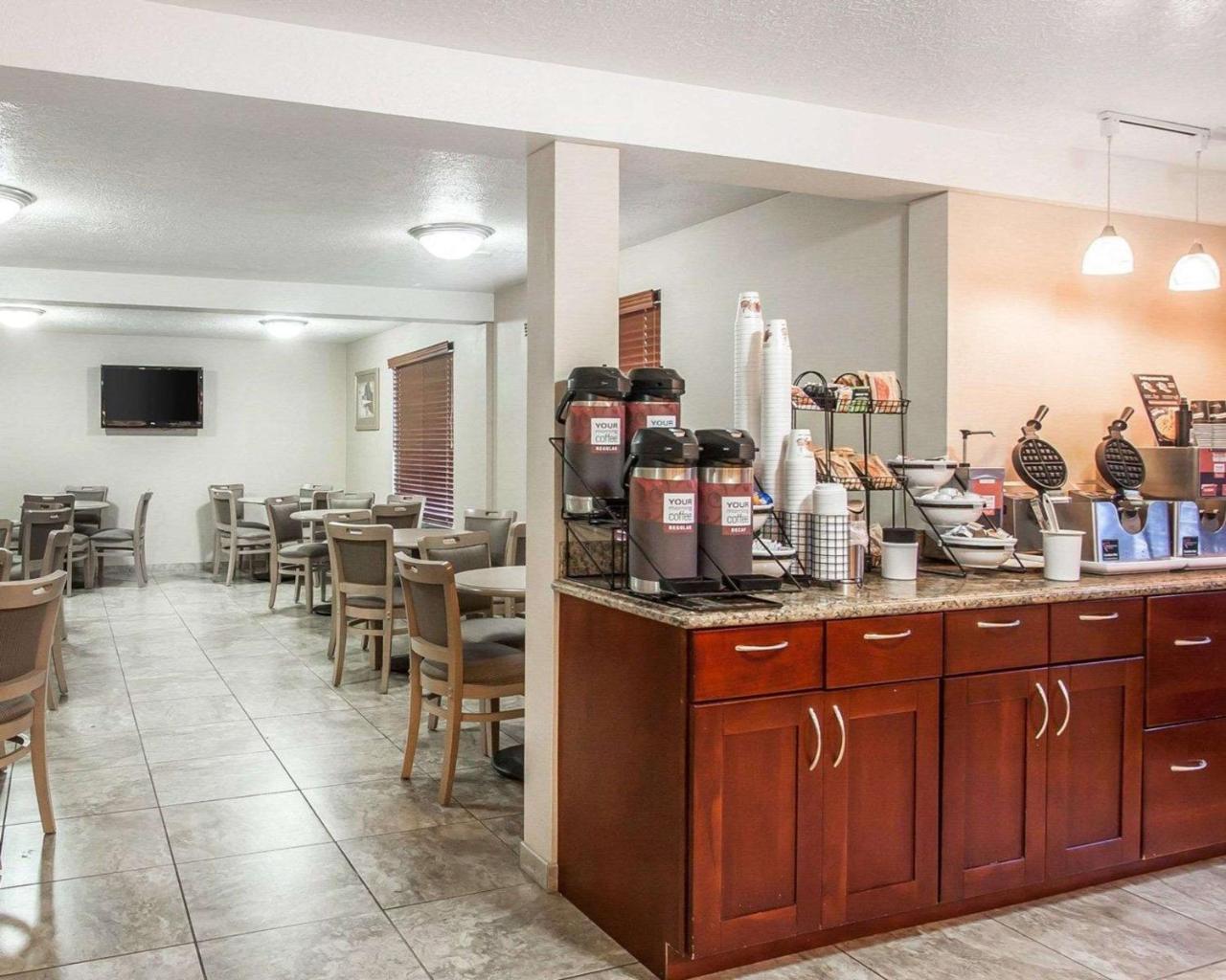 Comfort Inn Conference Center Hillsboro Εξωτερικό φωτογραφία