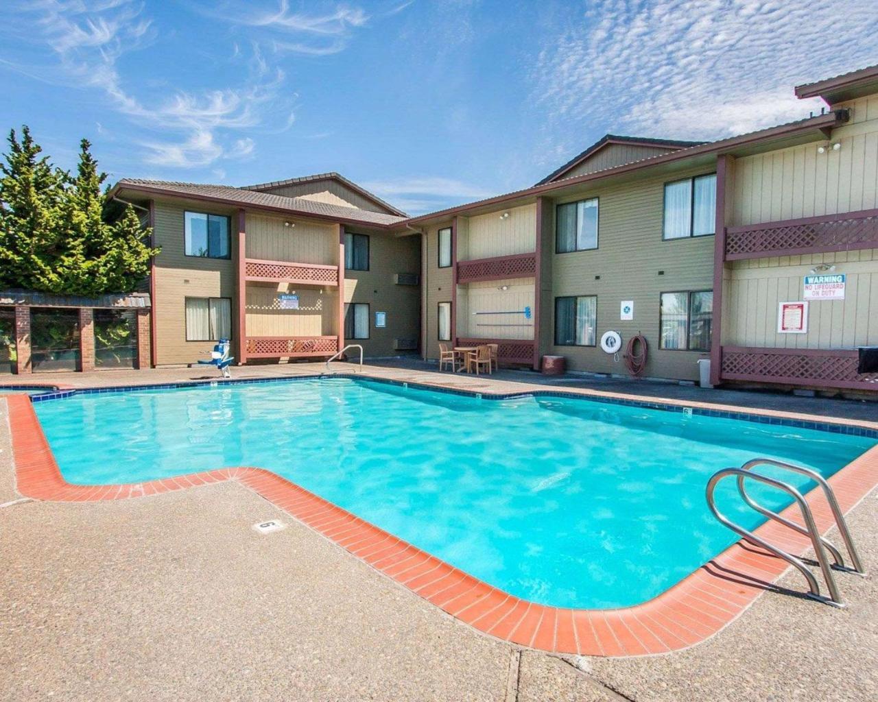 Comfort Inn Conference Center Hillsboro Εξωτερικό φωτογραφία